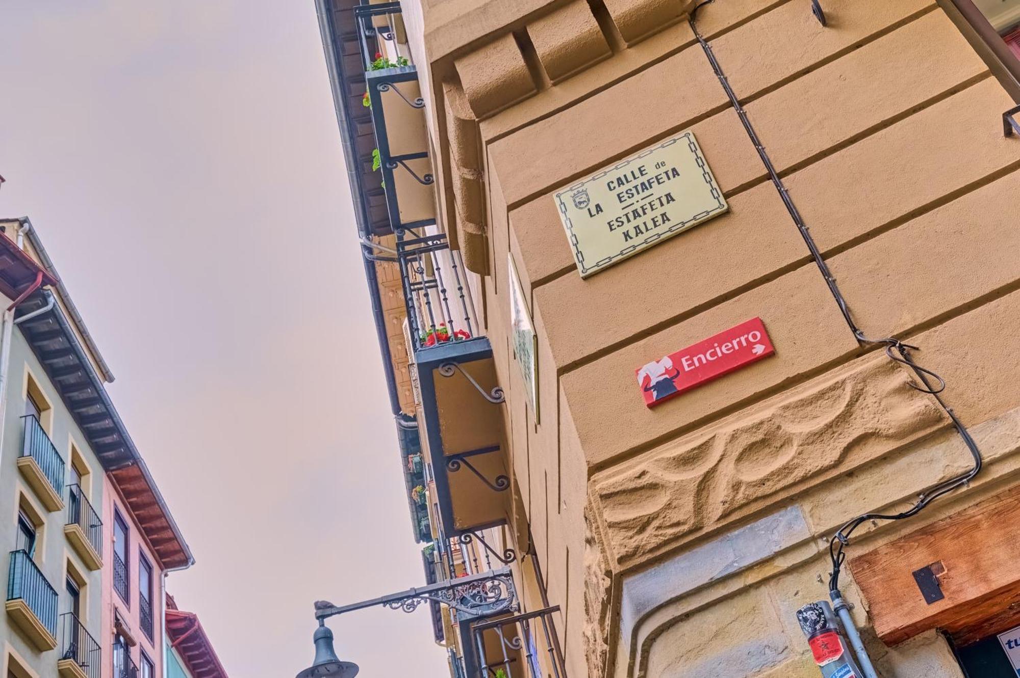 Corazon De Pamplona By Clabao Apartment Exterior photo